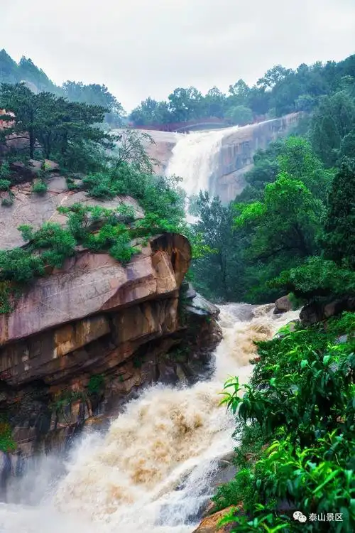 泰山风景线清凉一夏畅游泰山赏绝美瀑布