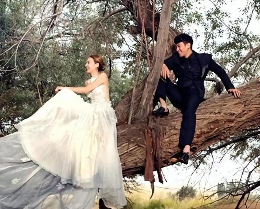 回顾何润东曾三次表白孙俪被拒41岁迎娶柜姐无子也幸福