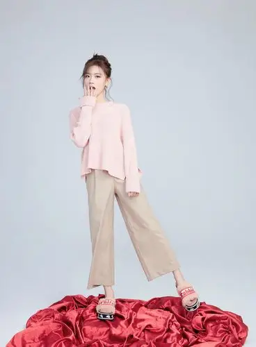 创造101陈意涵ntsnap时尚杂志写真