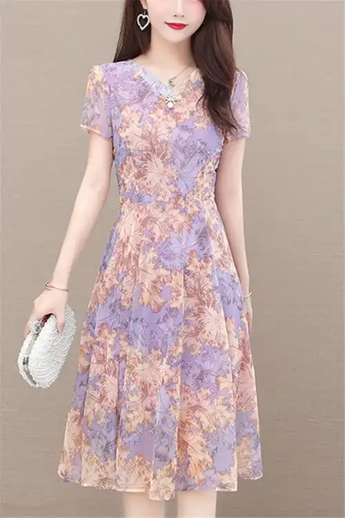 妈妈时尚40岁女连衣裙高贵夏季2021年新款中年气质裙子遮肚子a型