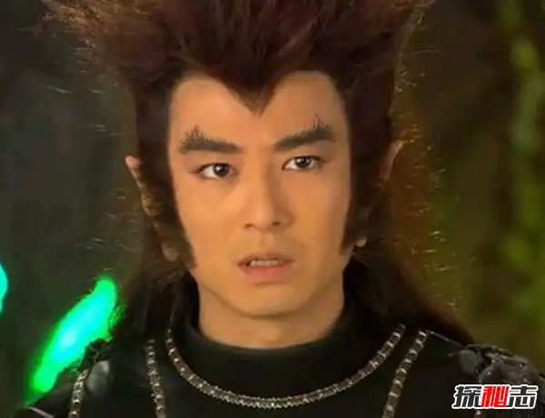 4,2013年《封神英雄榜》男演员刘涛饰演哮天犬(天狼星).