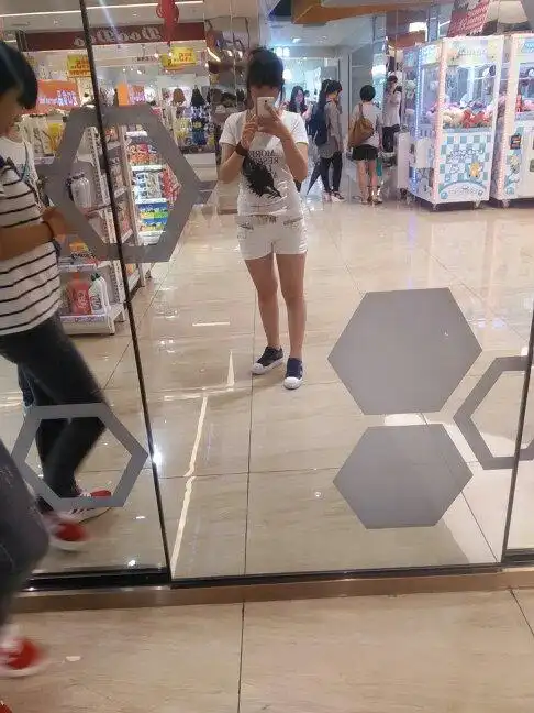 1米55高,96斤,女生,这样的身材肥吗?求解