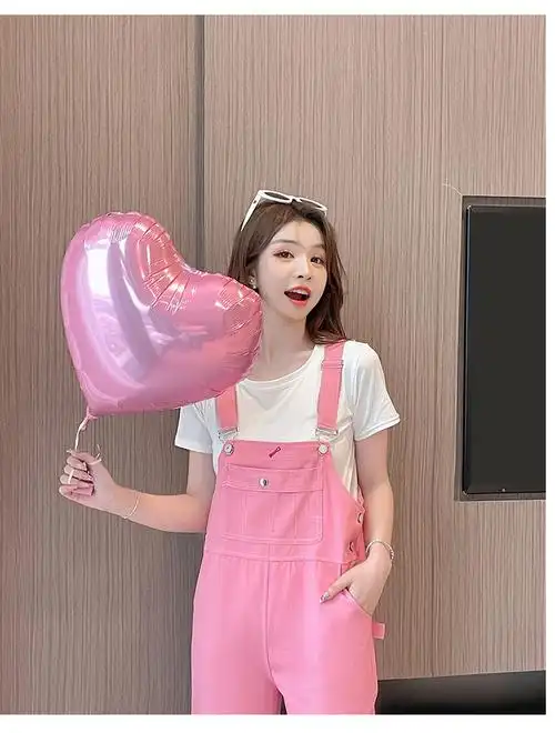 实拍多巴胺粉色背带裤夏季女新款网红减龄奶系显瘦少女连体裤套