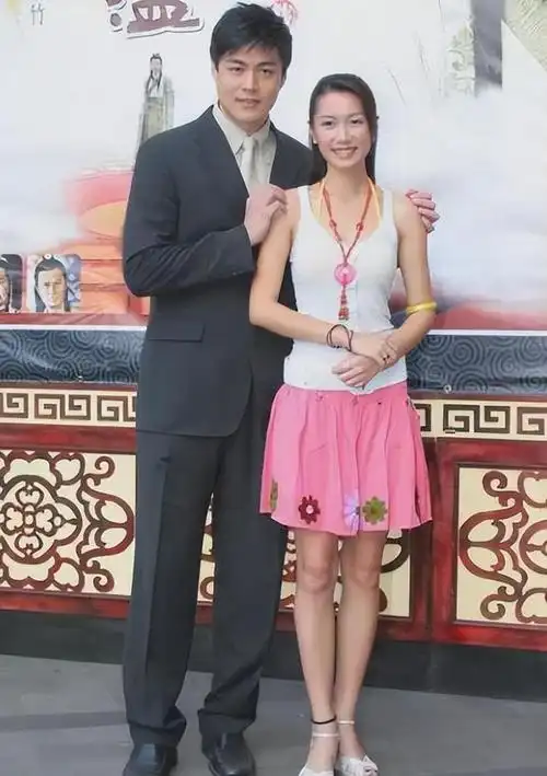 换男友如换衣,人称"最美公交车",声名狼藉的她如今怎样了|林韦君