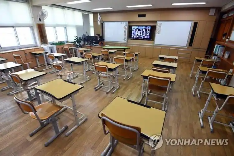 韩国学校线下复课再推迟1周至5月20日