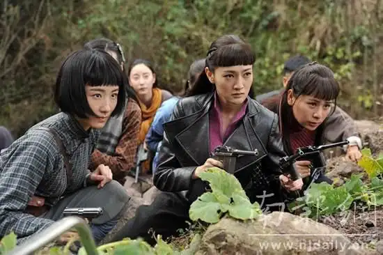 《双枪》剧照.剧组供图