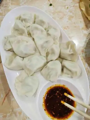 山妞小东北鲅鱼水饺-"93 快乐干饭人|珠海探店|去完中医院,.