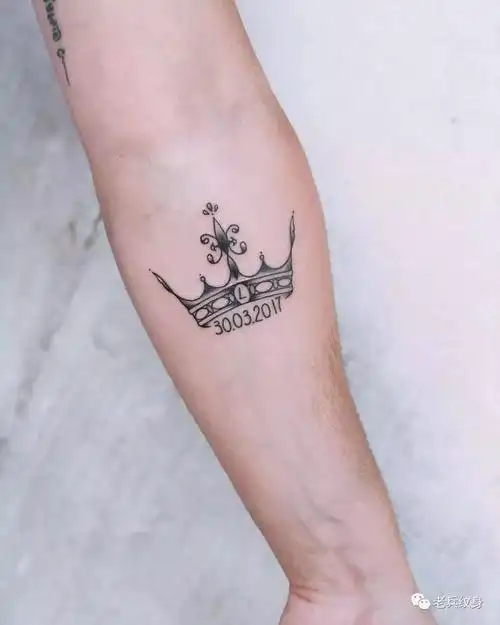 纹身素材:皇冠纹身图案