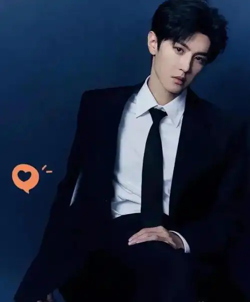 新鲜花美男西装杀黄景瑜24邓为19宋威龙17肖战14嘉伦第5酷盖