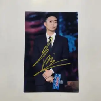 长津湖周边易烊千玺吴京朱亚文亲笔签名照片同款亲签礼物送朋友朱亚文