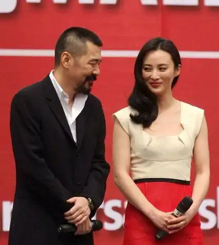 陈建斌现任老婆蒋勤勤个人资料和照片-图1