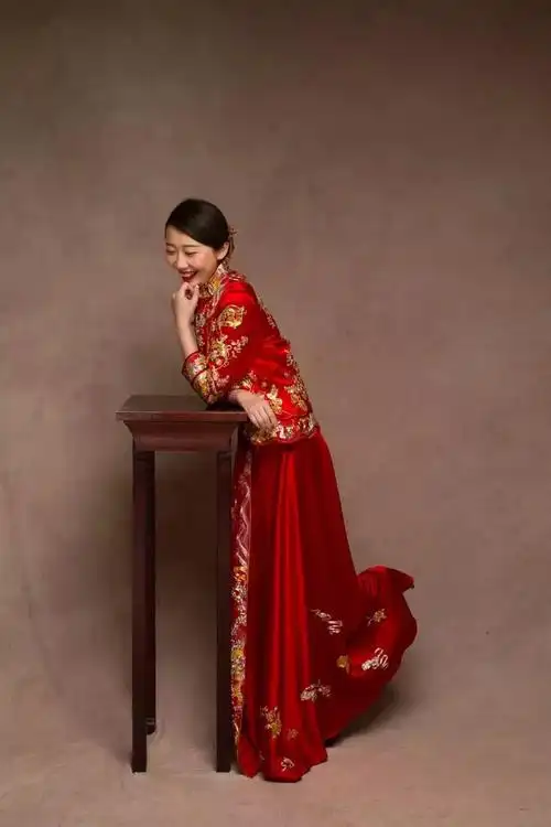 新娘拍照pose技巧 女生学会这几招拍照"套路",秒变ins博主