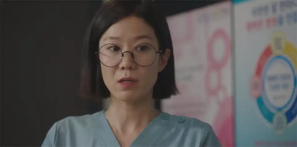 妈妈金恩美(全慧珍 饰)