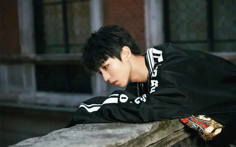 tfboys王俊凯气质帅气写真高清壁纸