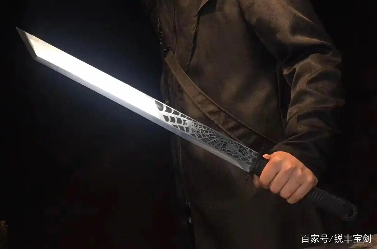 鉴赏,锦衣卫噬神刀