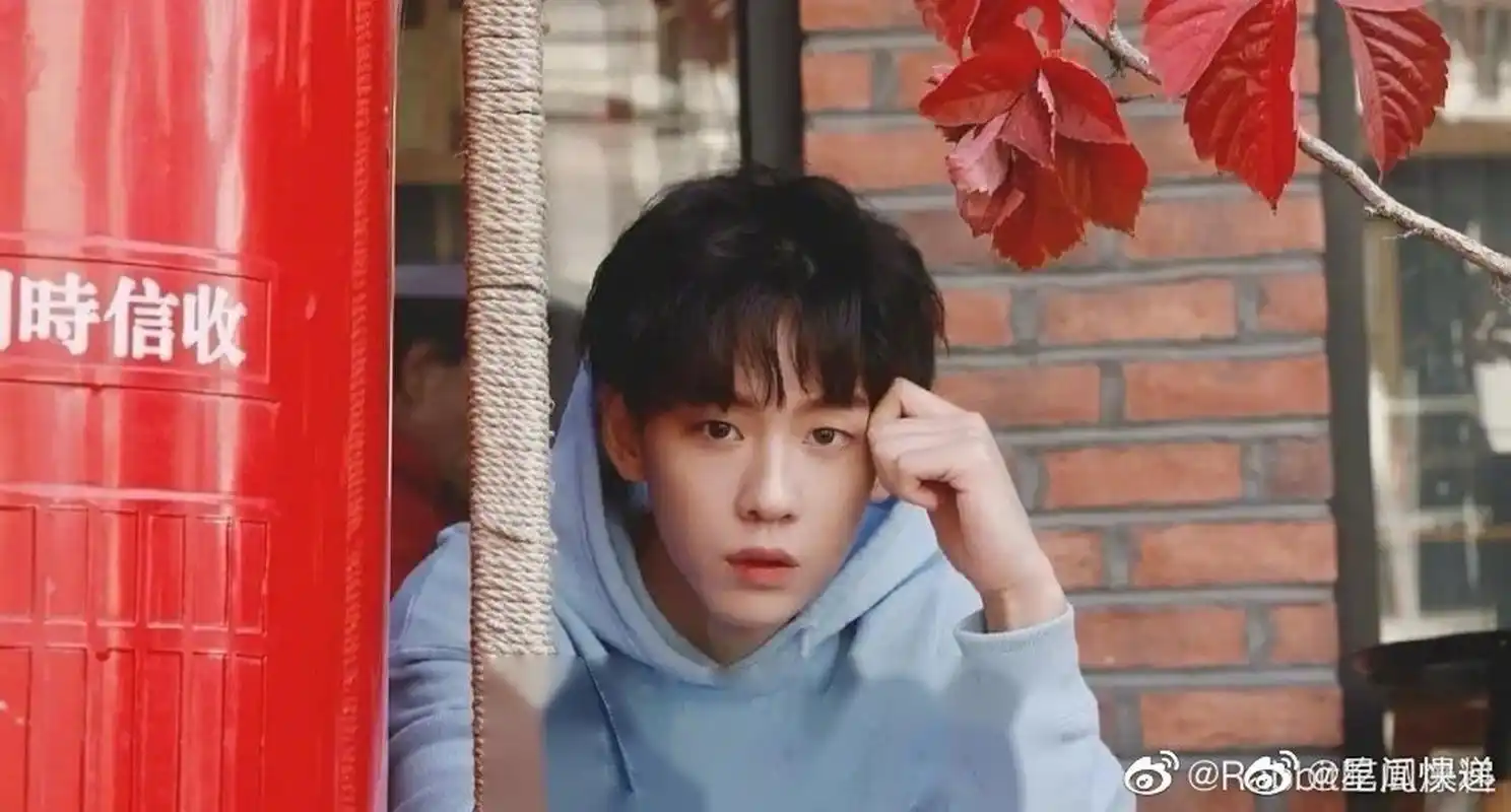 有网友称青你3的余景天和范丞丞长得很像,能get到吗?