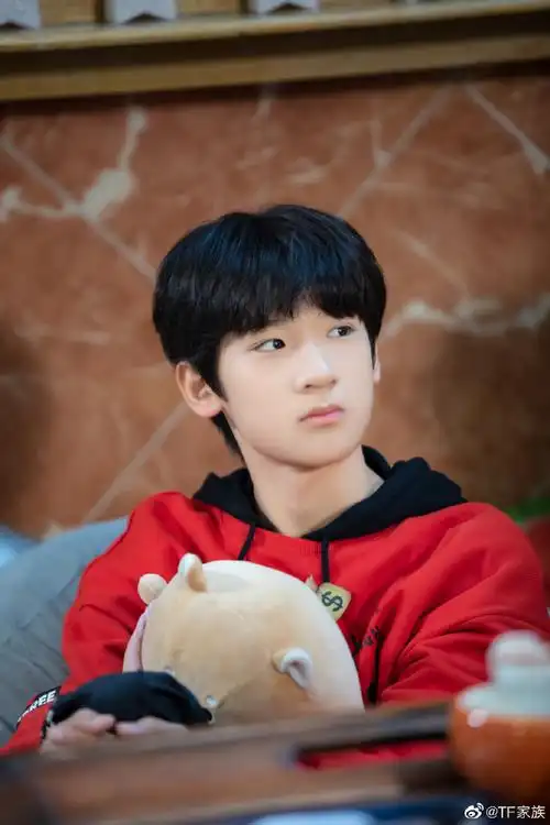 tf家族三代宿舍真不错花絮照片