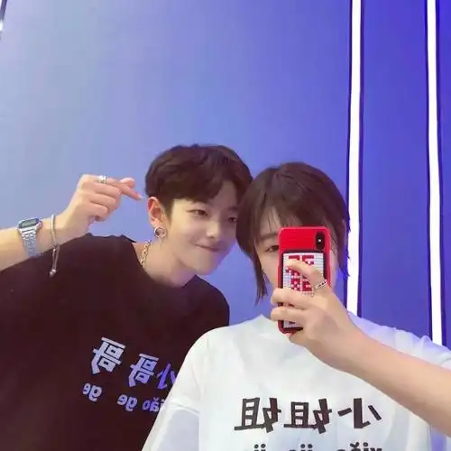 抖音超火的情侣头像