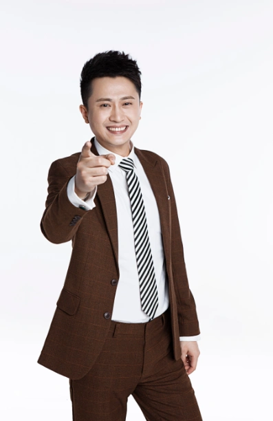 杨帆图片 央视主持人杨帆写真图片