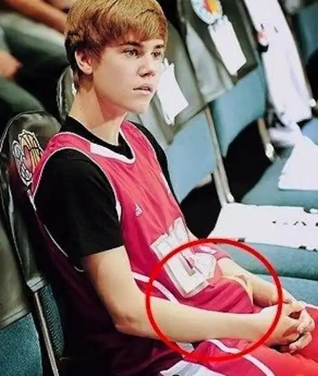 21个令人尴尬的"小帐篷"