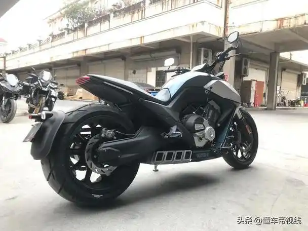 新车 | 现款4.68万元起售,直列四缸动力,新款奔达燎700即将上市