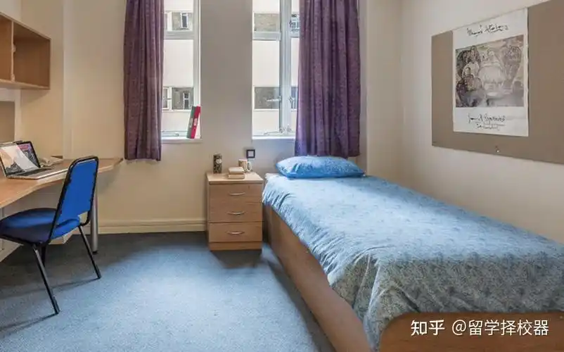 英国大学的宿舍贵吗?牛津大学的住宿费这么低,难道是因为拒信发得多?