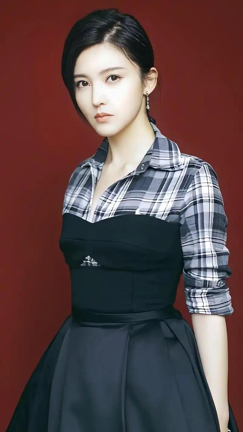 内地影视女演员,歌手,杨子姗高清写真集