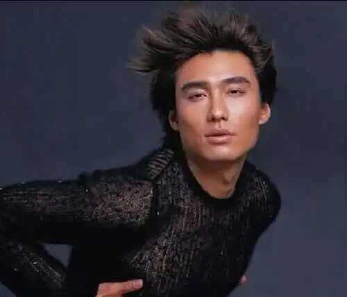 胡兵当年一组照片极为惊艳看过之后真的辣眼睛