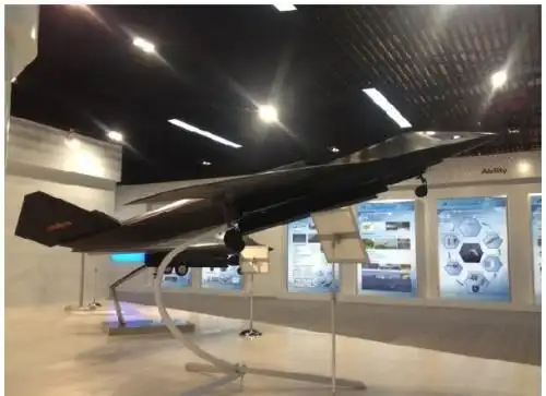 美媒称中国正研新型轰20战略轰炸机或推出无人版