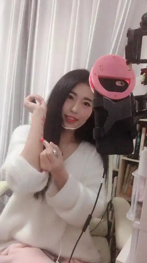 每天上午,美女直播!精致女孩升级课来了!