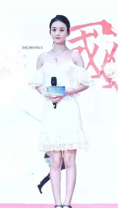 原创赵丽颖晒久违自拍照圆脸配高马尾居然这么可瞬间美回少女时代