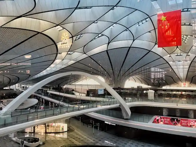 参观新国门, —北京大兴国际机场航站楼 - 美篇