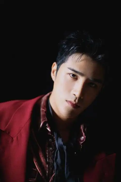 姜潮跨界歌王首秀我不只是一个演员也是一名歌手