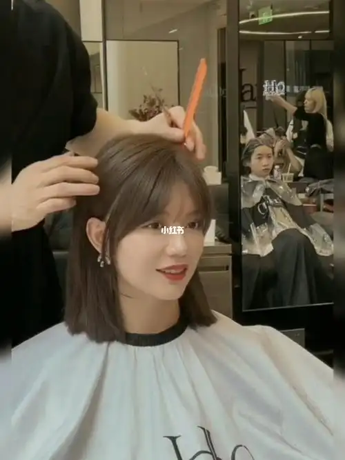 扎散都很好看的锁骨发刘海真的很修饰脸型