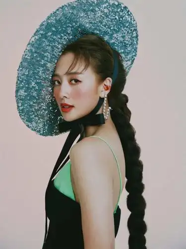 鬼鬼吴映洁操刀新单曲庆生 加盟新东家回归"歌手"身份