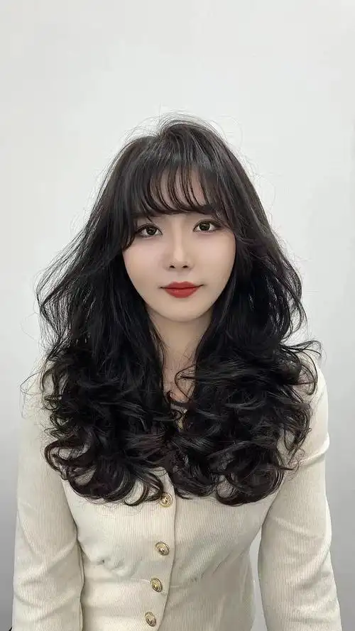 最具人气的四种发型个性时尚还有女人味全都特别美