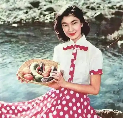 乐蒂:香港电影界的古典美人,一生婚姻坎坷,31岁香消玉殒_陈厚_高远