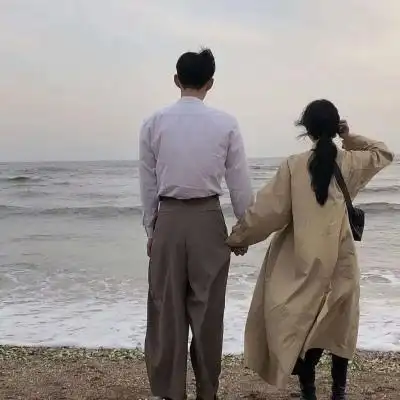 成熟情侣头像一左一右微信高清图片