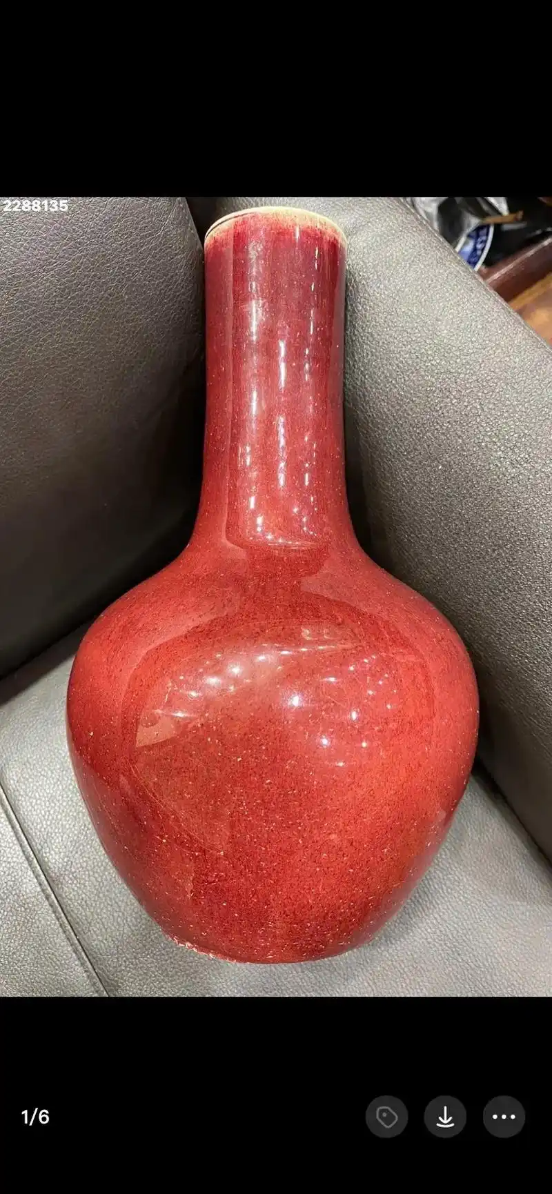 好的作品都是有灵魂的 #精品 乾隆红釉天球瓶 传世精品,高 - 抖音