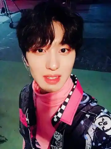 intl 姜澯熙[玫瑰] 谈恋爱不如姜澯熙 180729 官推