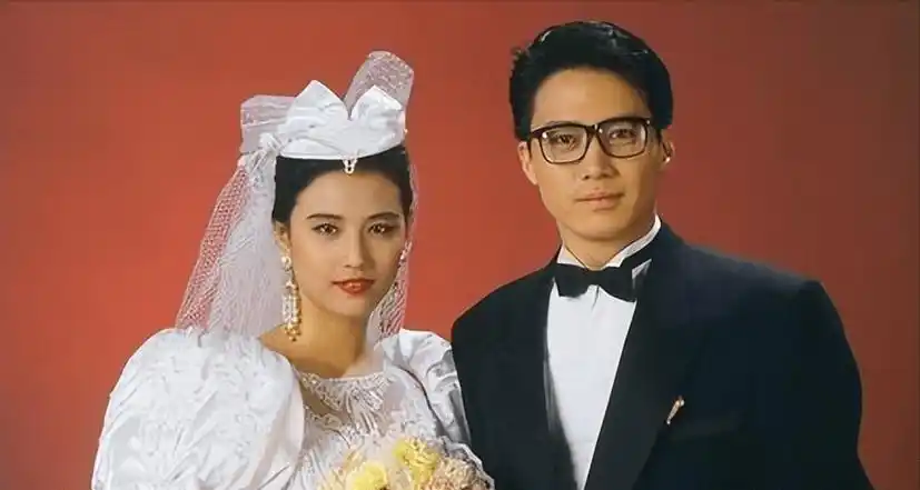 周海媚:她与黎明的感情,比周芷若与张无忌更令人惋惜_吕良伟_时候_第