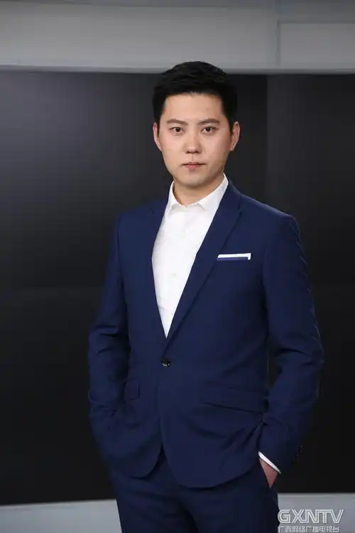 17:00:372012年在广西电视台参加工作,先后主持过直播类新闻节目