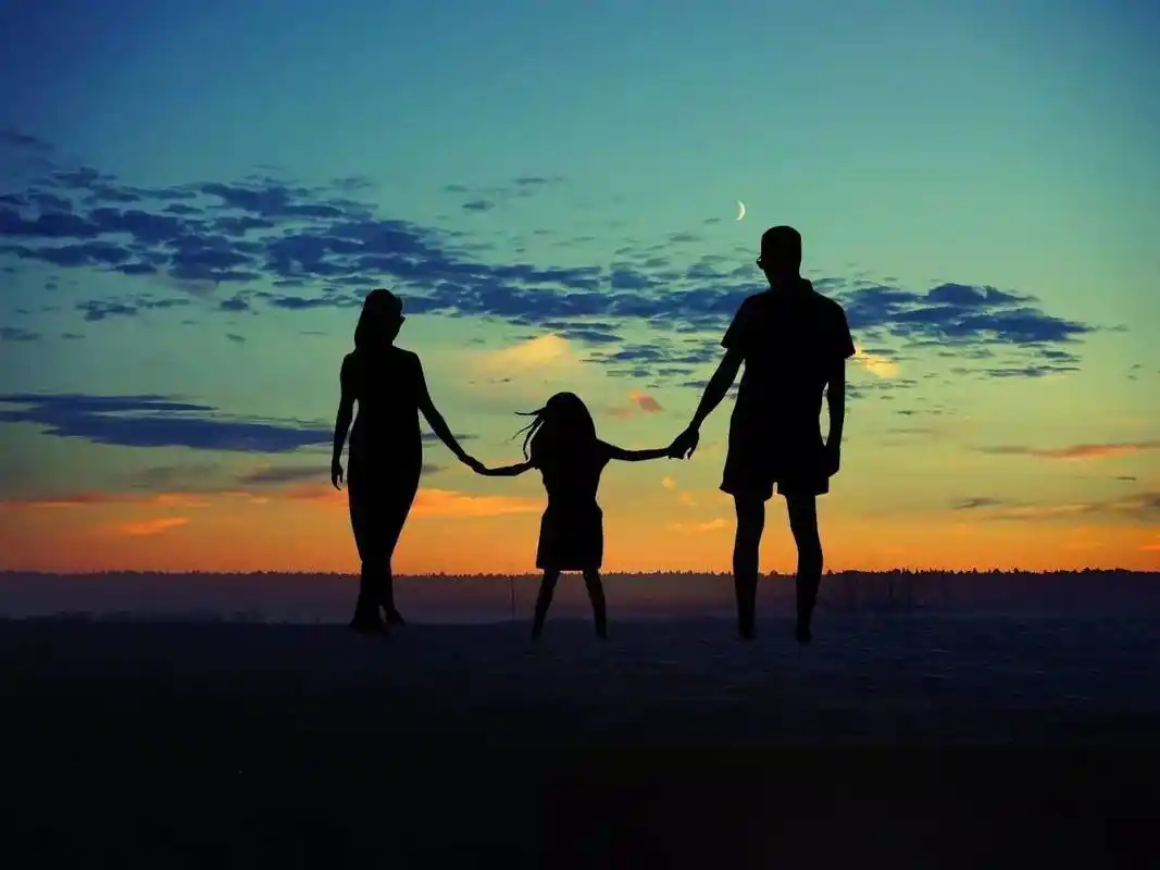 《生活情感》卡耐基:吸收一些对自己有益的东西