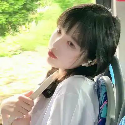 女生头像清新干净阳光唯美高清真人图片_女生头像_头像屋