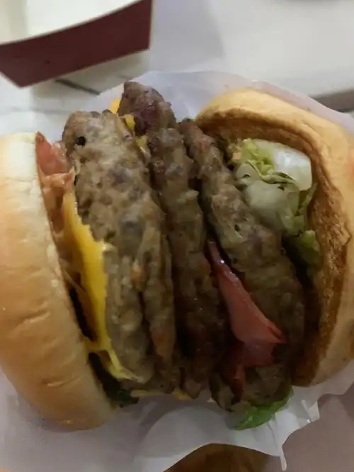 肯德基新品安格斯汉堡