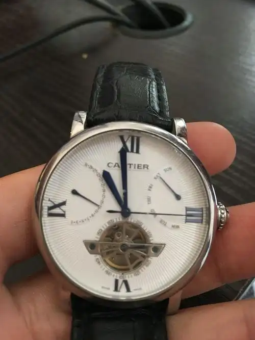 卡地亚water resistant 750 №27 2955 swiss made.帮忙看看