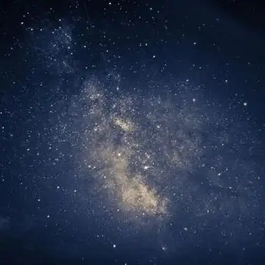 男生夜晚星空头像的含义 男生头像图片大全 -【爱个性】