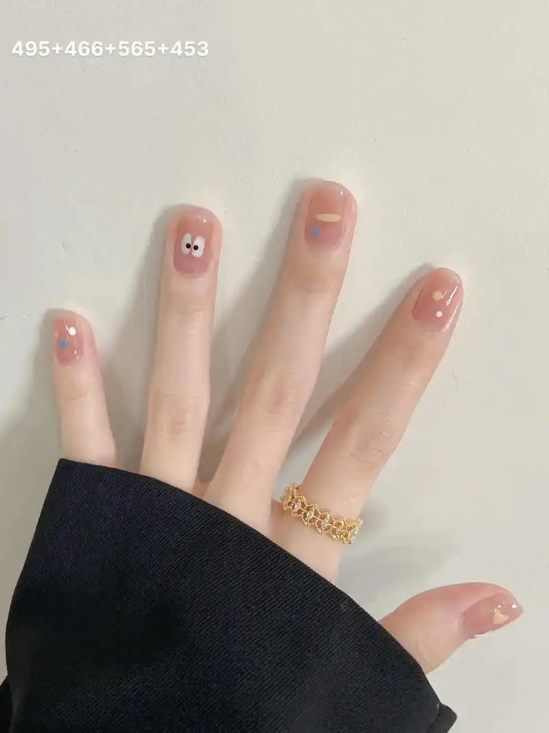 可可爱的手绘涂鸦美甲.#女孩子的指甲 #春夏美甲 #短指甲也 - 抖音