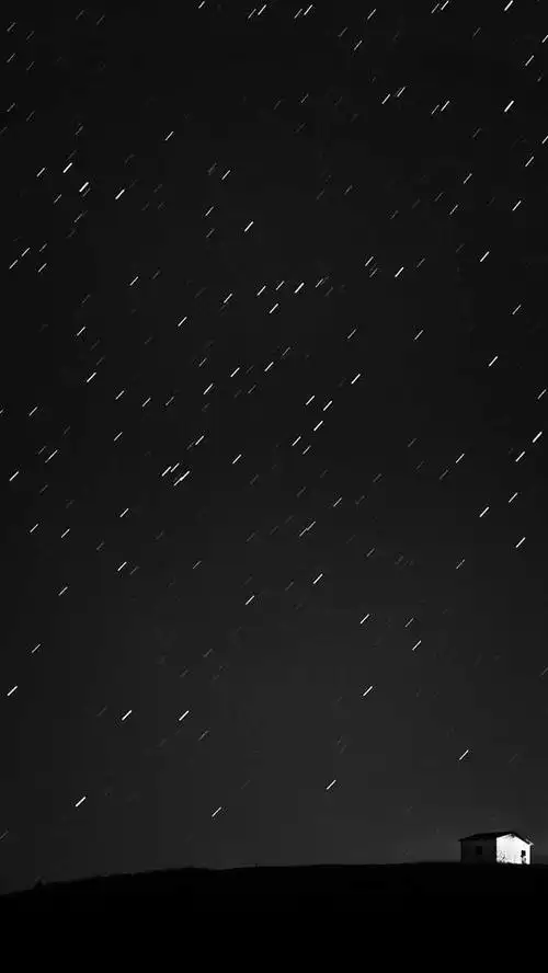 我对主界面的壁纸比锁屏多一些要求 简约 高清 当背景就不可喧宾夺主