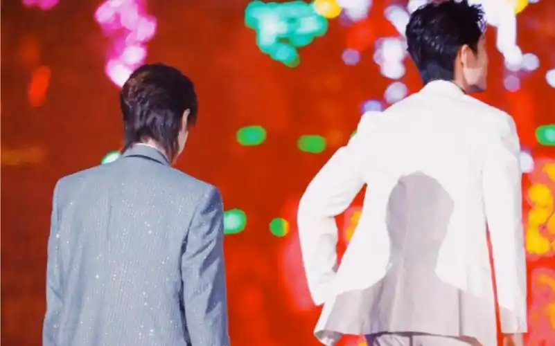 博君一肖心动好一朵美丽的茉莉花背影都像你少年赤忱